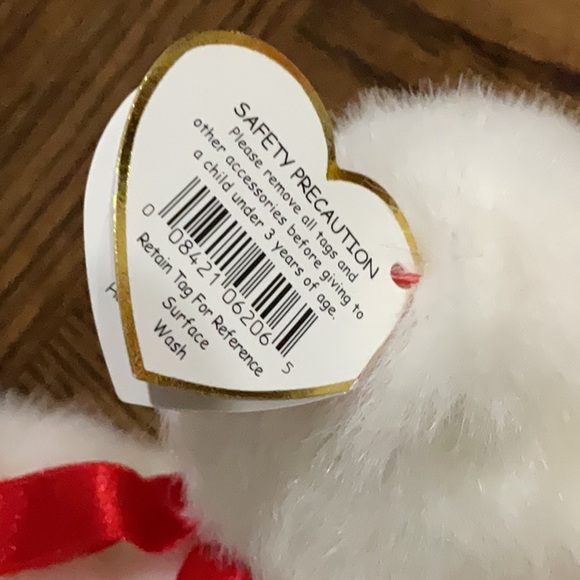 Ty Amore white with red embroidered “I♥️U”on chest collectible Valentine 💘 bear - Picture 9 of 13